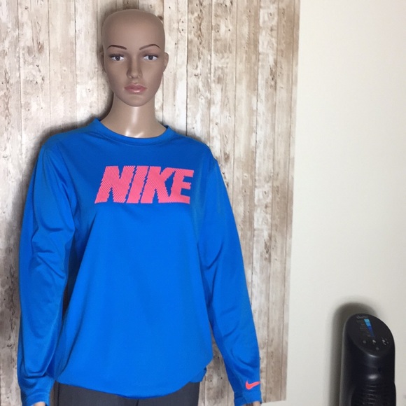 Nike activewear - Picture 1 of 10